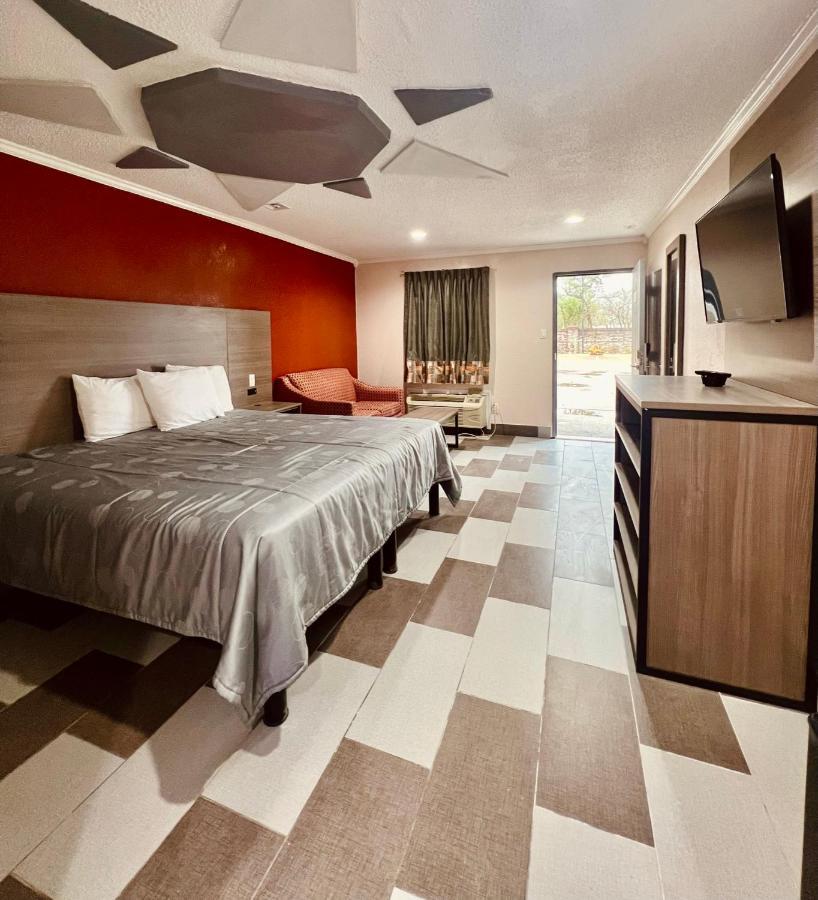 Hollywood Inn - Downtown Хьюстон Экстерьер фото